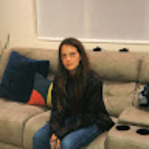 Meet your Posher, Loralei